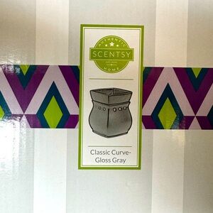 Scentsy Classic Curve Gray Warmer
